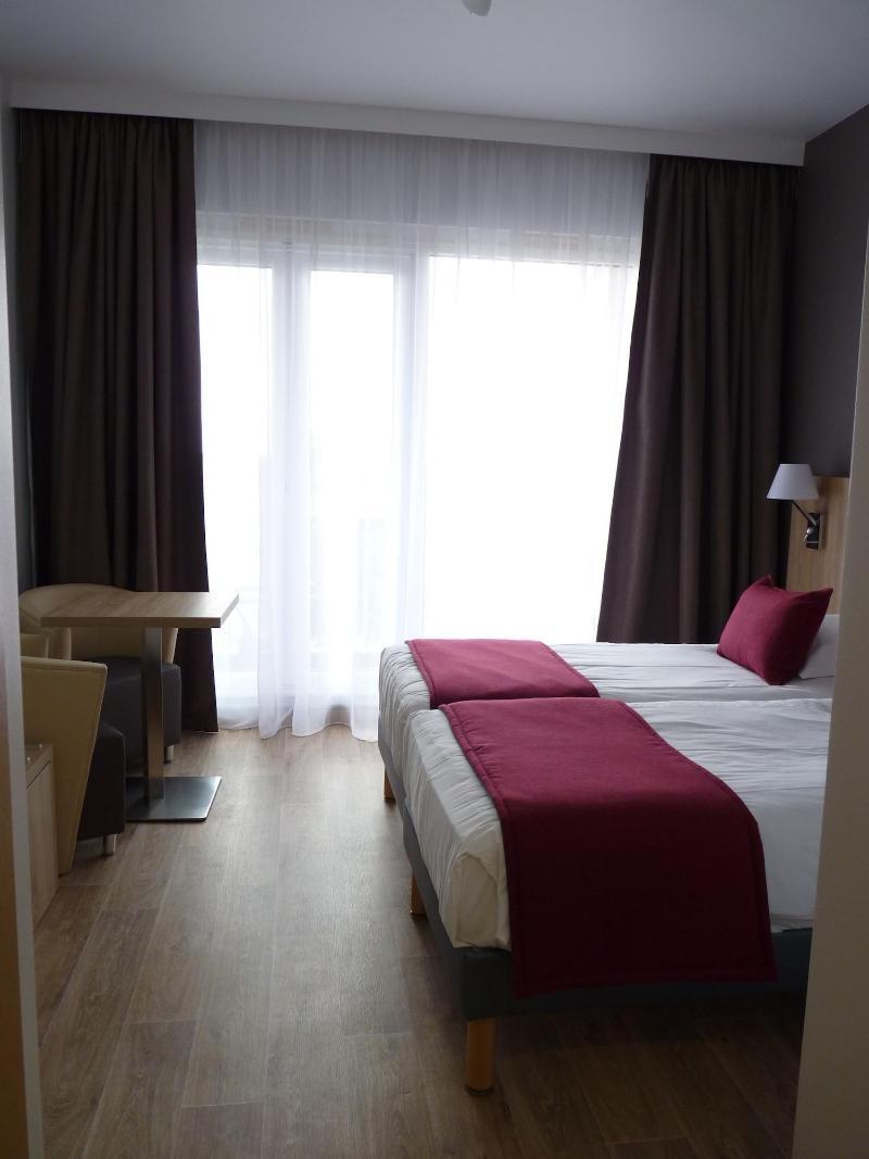 Logis Hotel Notre-Dame De Bonne Fontaine Danne-et-Quatre-Vents 외부 사진